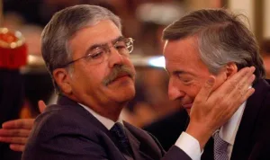 Julio De Vido y Néstor Kirchner. Imagen: TN.