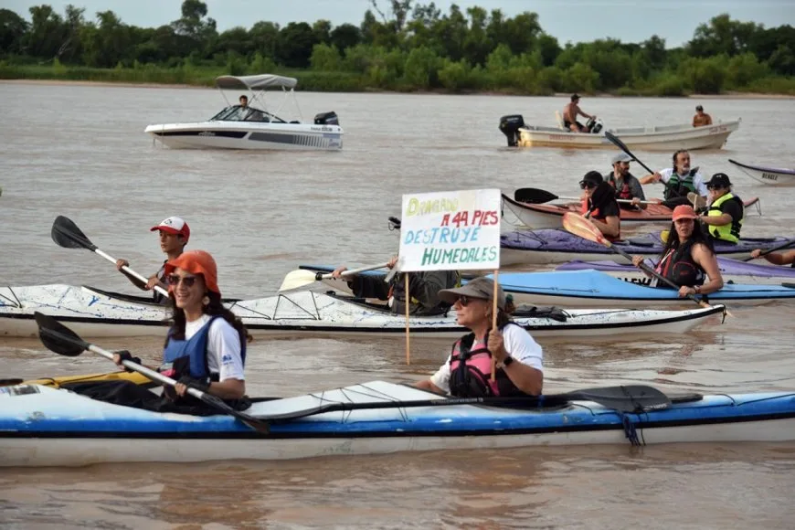 Paraná en movimiento, la travesía es una gesta política