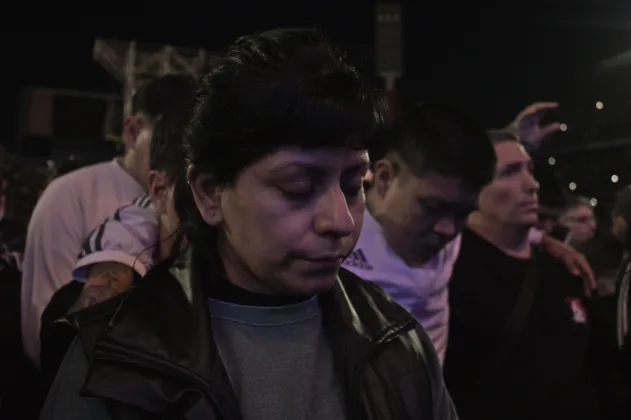 la fe mueve montanas y llena estadioss 555 | La fe mueve montañas y llena estadios | Ornitorrinco