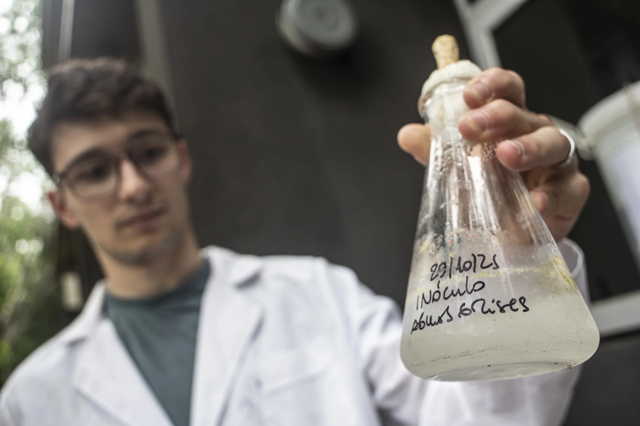 ¿Quién quiere científicos en este caos