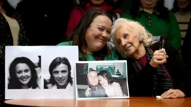 IMG 5036 | La búsqueda de Adriana Metz, la historia del nieto 140 | Ornitorrinco