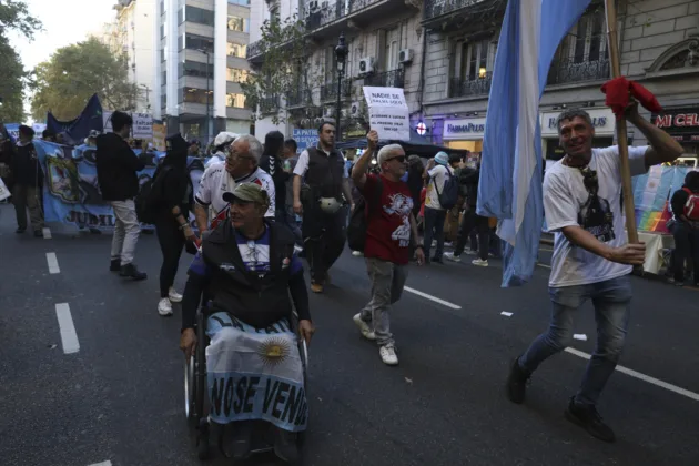 Marchar por la universidad estar sin poder sostener13 | ¿Alguien puede seguir estudiando? | Ornitorrinco