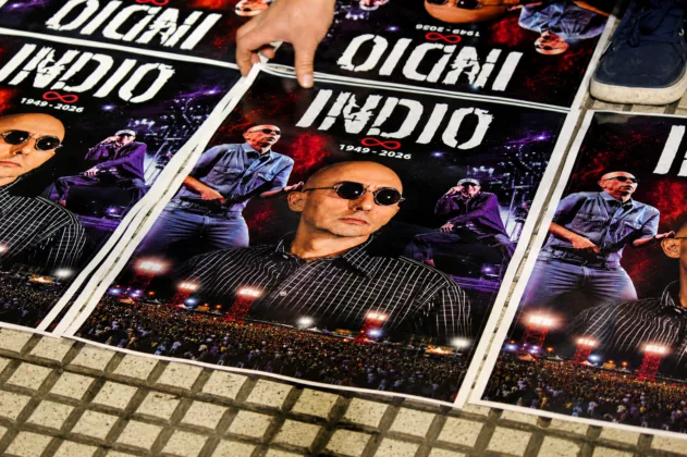 El Indio Solari y las multitudes eternas13 | El Indio Solari y las multitudes eternas | Ornitorrinco