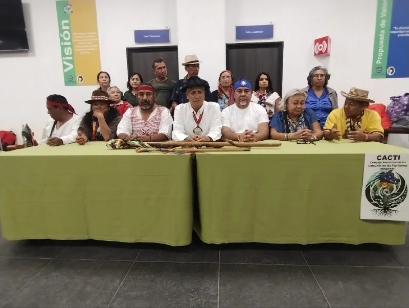 Hacer click en la imagen para ver la conferencia de prensa completa.